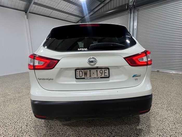 2016 Nissan QASHQAI Ti