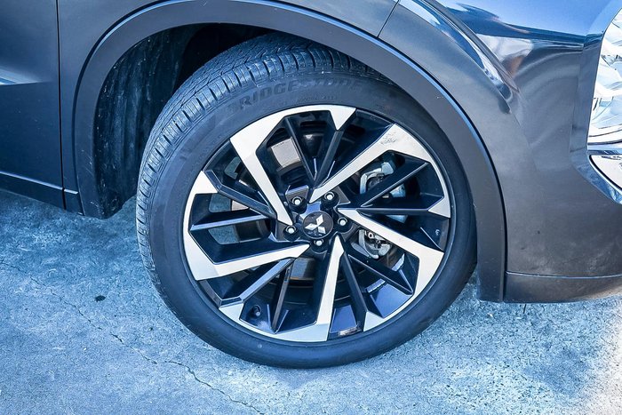 2024 Mitsubishi Outlander Exceed Tourer