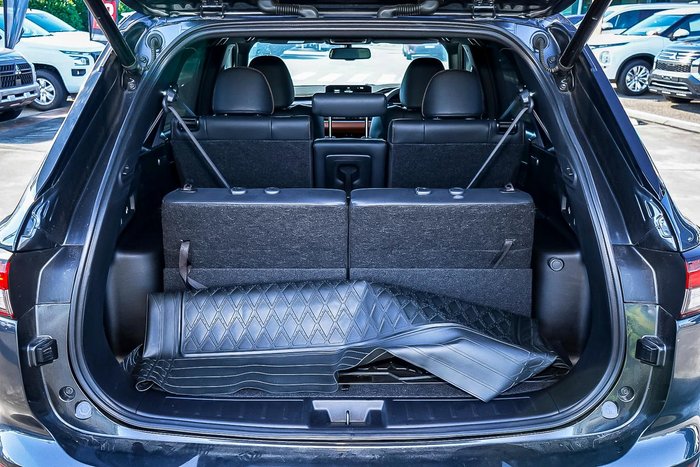 2024 Mitsubishi Outlander Exceed Tourer