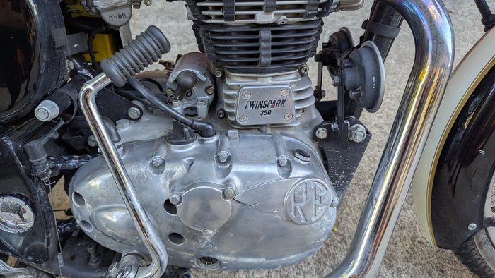 2020 ROYAL ENFIELD (SEE ALSO ENFIEL CLASSIC 350 Black
