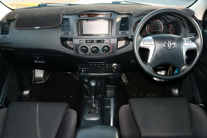 2014 Toyota Hilux SR