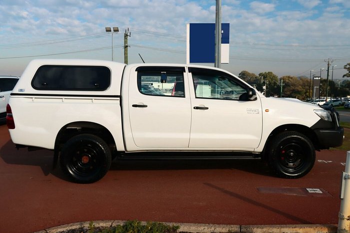 2014 Toyota Hilux SR