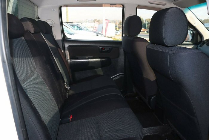 2014 Toyota Hilux SR