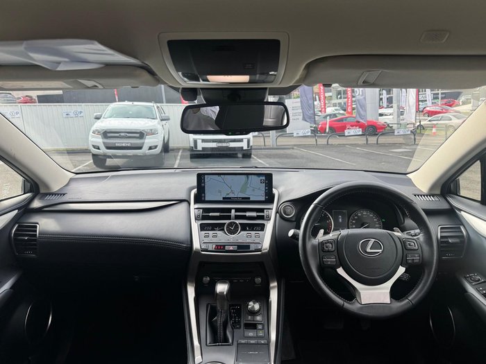 2021 Lexus NX 300 Luxury