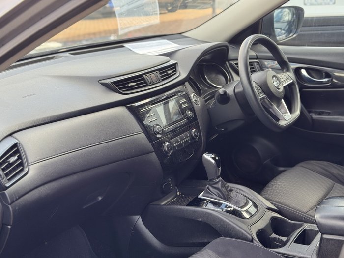 2018 Nissan X-TRAIL ST