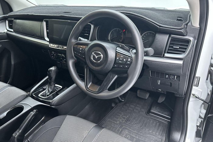 2024 Mazda BT-50 XT