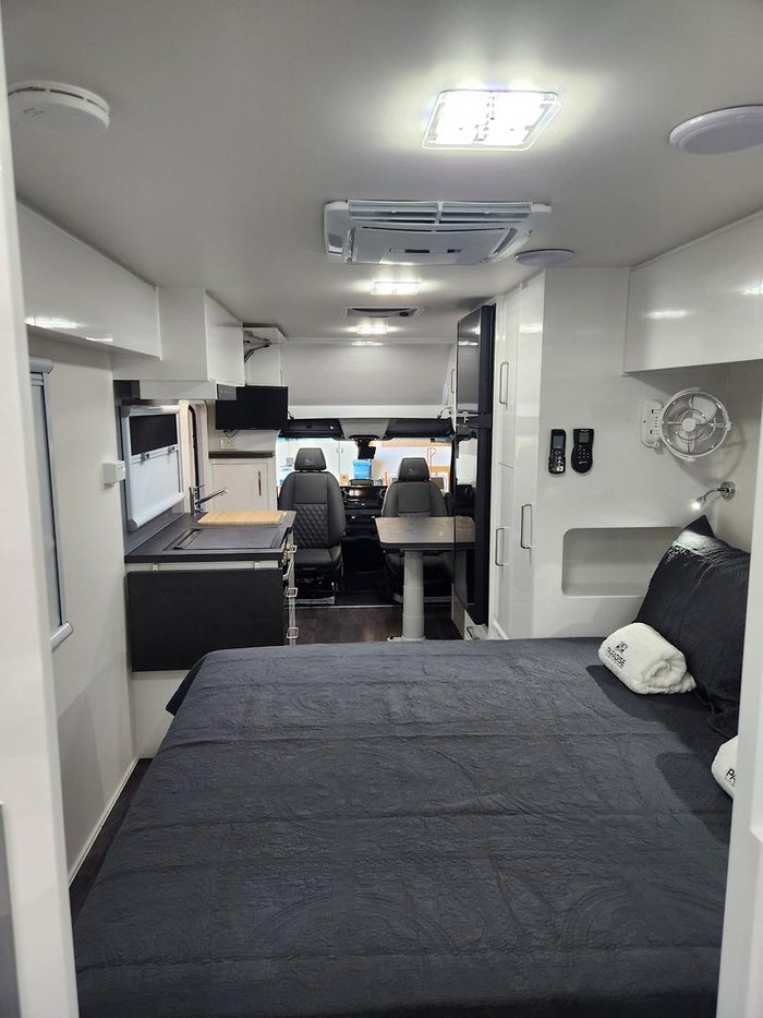 2026 Paradise MotorHomes SPARK DELUXE (AWD) IMMEDIATE DELIVERY