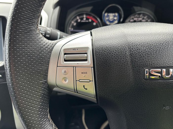 2020 Isuzu MU-X LS-U