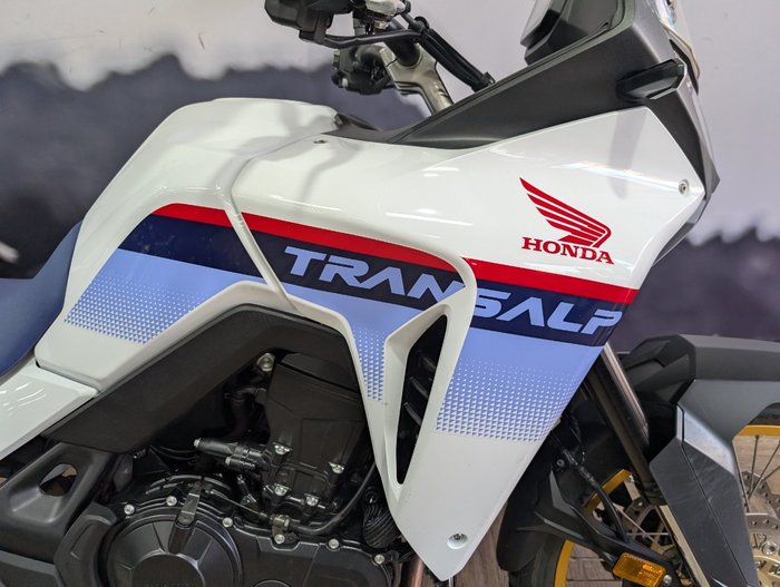2024 Honda XL750 TRANSALP WHITE