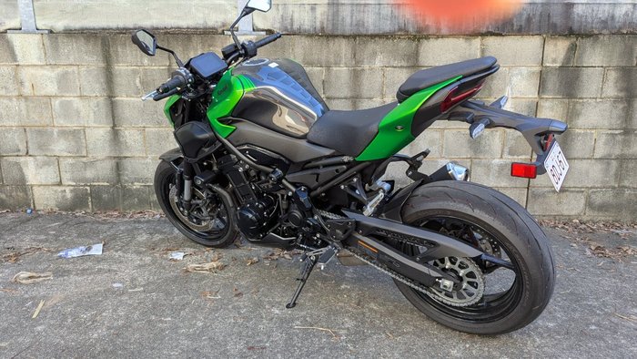 2026 Kawasaki Z900 SUPERNAKED Green