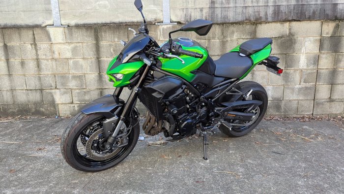 2026 Kawasaki Z900 SUPERNAKED Green