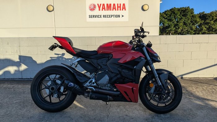 2023 DUCATI STREETFIGHTER V2 Red