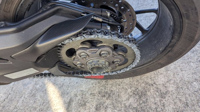 2023 DUCATI STREETFIGHTER V2 Red