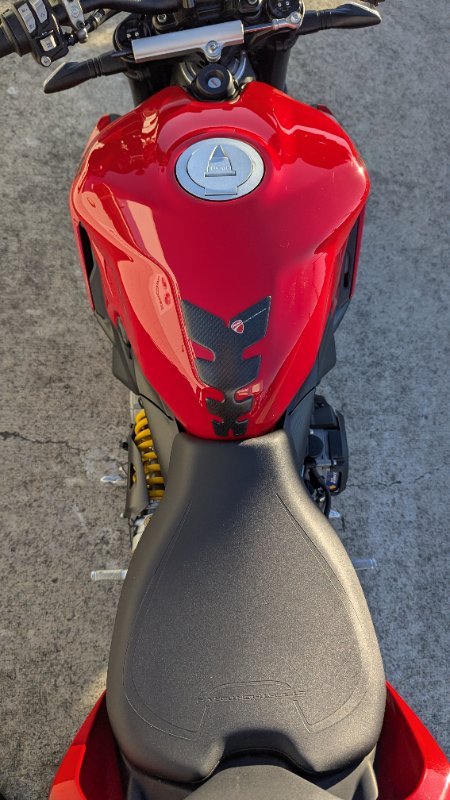 2023 DUCATI STREETFIGHTER V2 Red