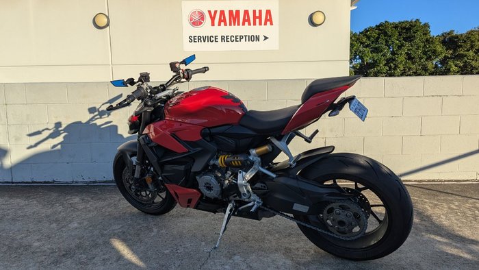 2023 DUCATI STREETFIGHTER V2 Red