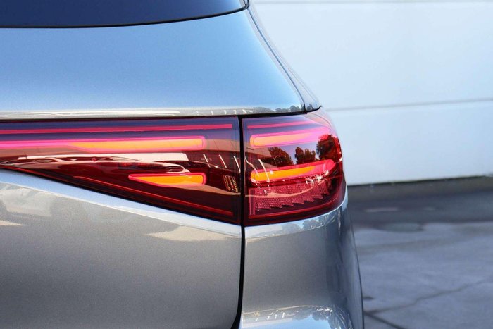 2025 Mercedes-Benz EQB 250+