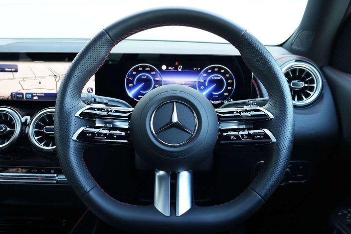 2025 Mercedes-Benz EQB 250+