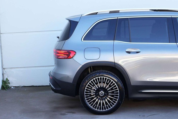 2025 Mercedes-Benz EQB 250+