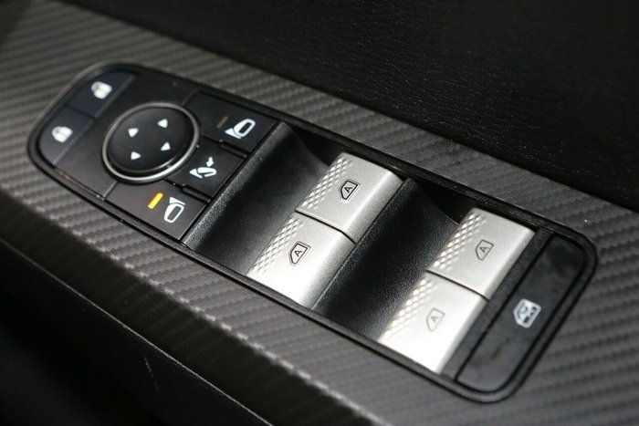 2022 Mitsubishi Outlander LS