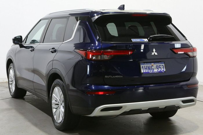 2022 Mitsubishi Outlander LS