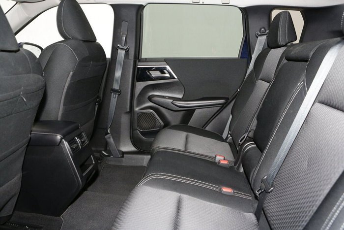 2022 Mitsubishi Outlander LS