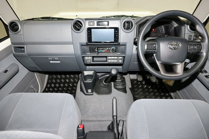 2025 Toyota Landcruiser GXL