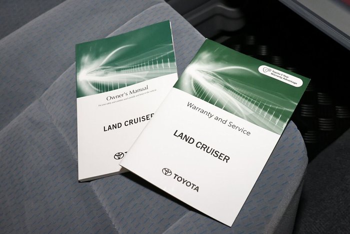 2025 Toyota Landcruiser GXL