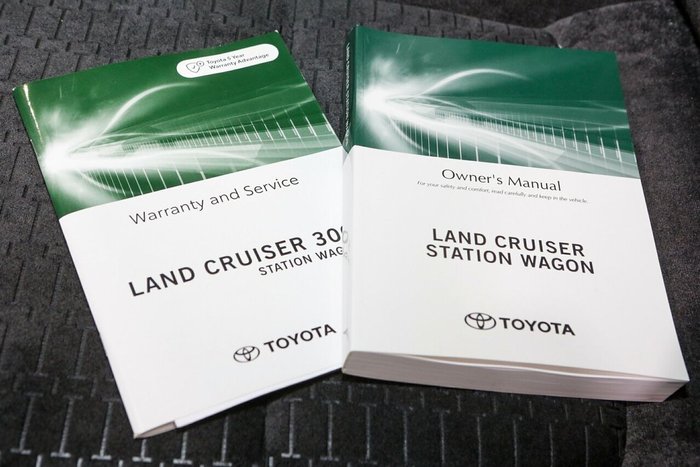 2025 Toyota Landcruiser GXL