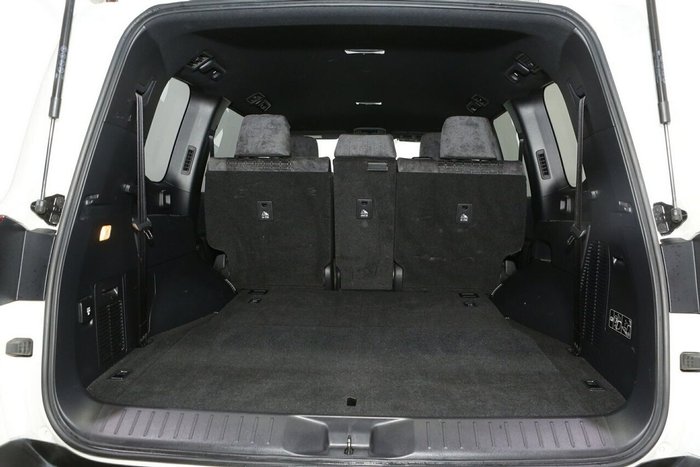 2025 Toyota Landcruiser GXL
