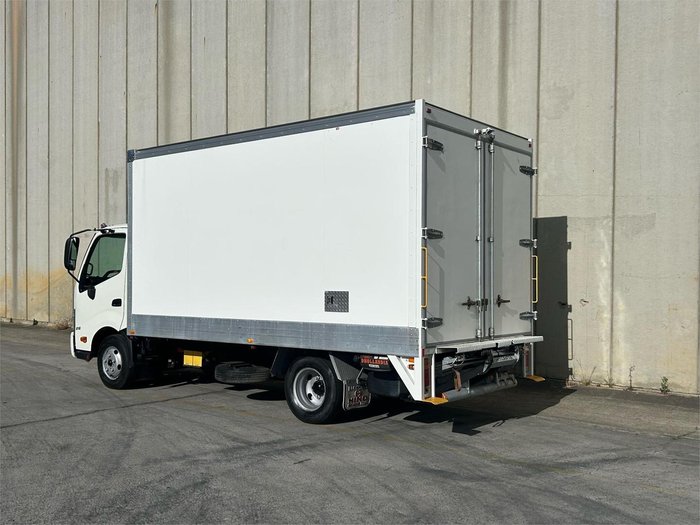 2021 Hino 300 616
