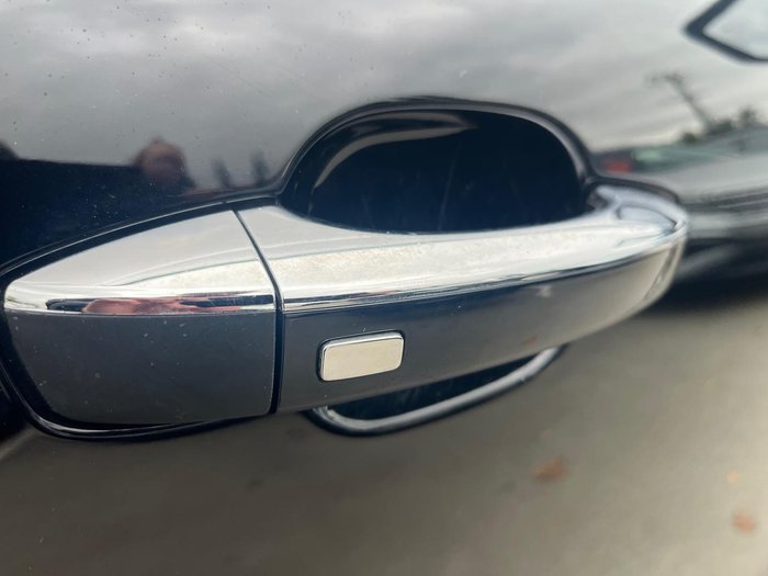 2021 MG HS Essence