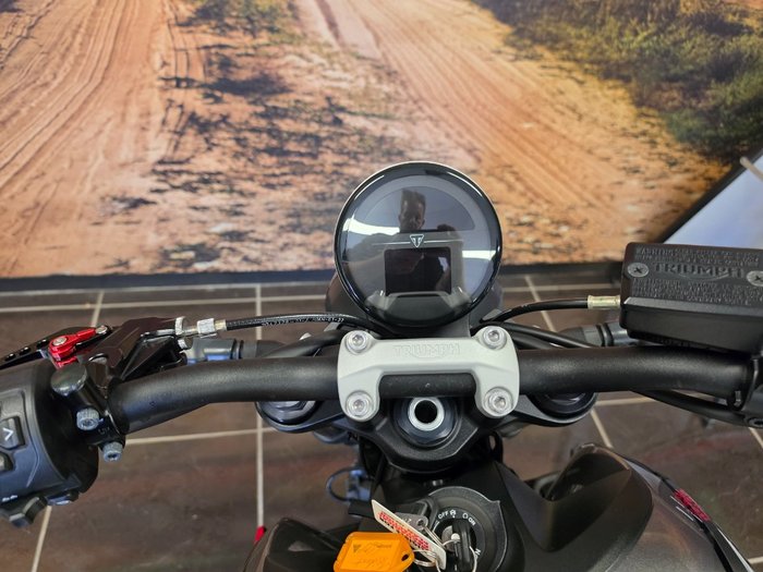 2022 Triumph TRIDENT 660 Grey
