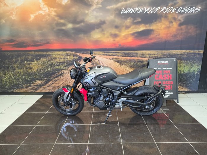 2022 Triumph TRIDENT 660 Grey