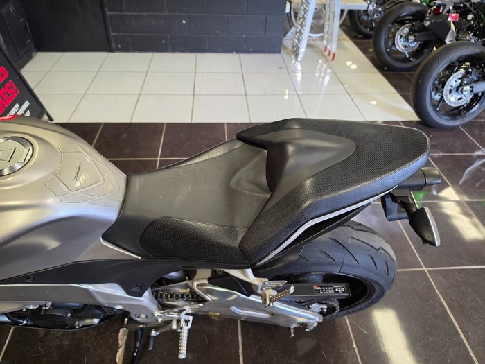 2012 APRILIA RSV4 FACTORY SILVER