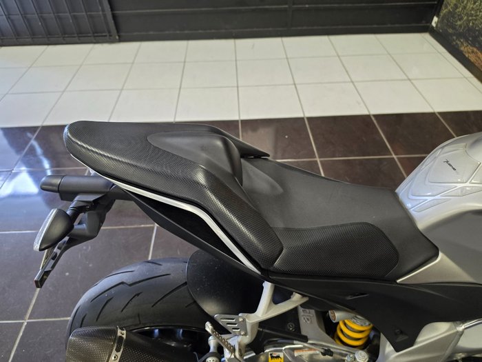 2012 APRILIA RSV4 FACTORY SILVER