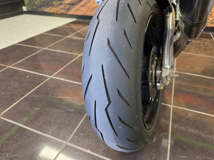 2012 APRILIA RSV4 FACTORY SILVER