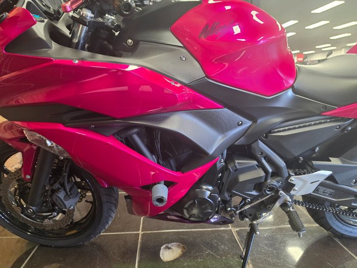 2017 Kawasaki NINJA 650L WHITE