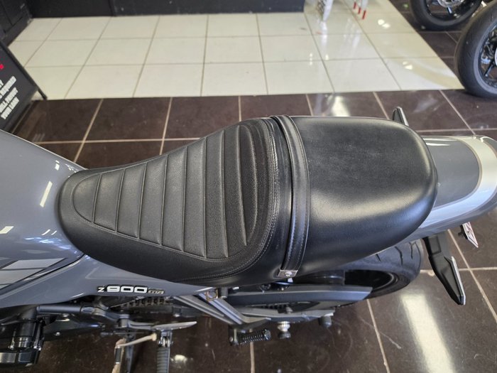 2018 Kawasaki Z900RS CAFE Grey