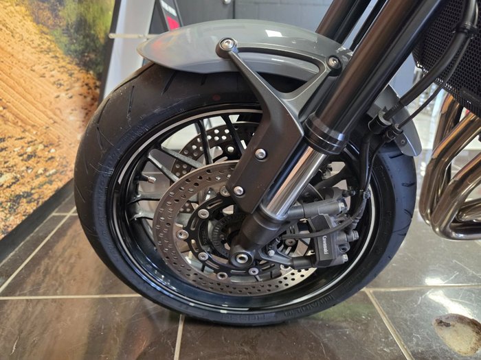 2018 Kawasaki Z900RS CAFE Grey