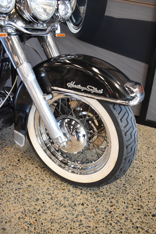 2001 HARLEY-DAVIDSON FLSTC HERITAGE SOFTAIL CLASSIC