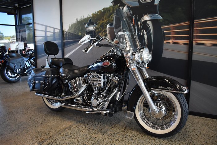2001 HARLEY-DAVIDSON FLSTC HERITAGE SOFTAIL CLASSIC