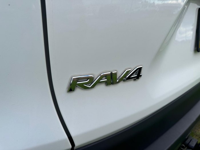 2020 Toyota RAV4 GXL