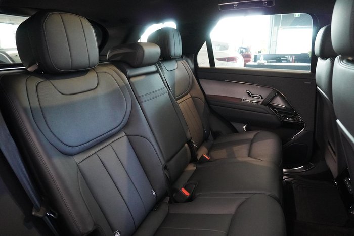 2025 Land Rover Range Rover Sport D300 Dynamic SE