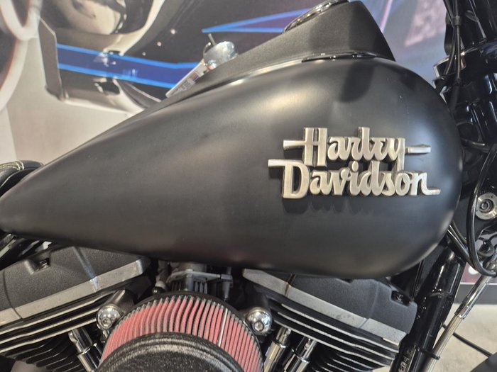 2015 Harley-Davidson Dyna Street Bob 103 (FXDB 103) Dyna Black