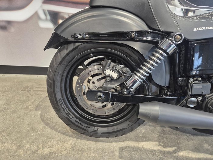 2015 Harley-Davidson Dyna Street Bob 103 (FXDB 103) Dyna Black