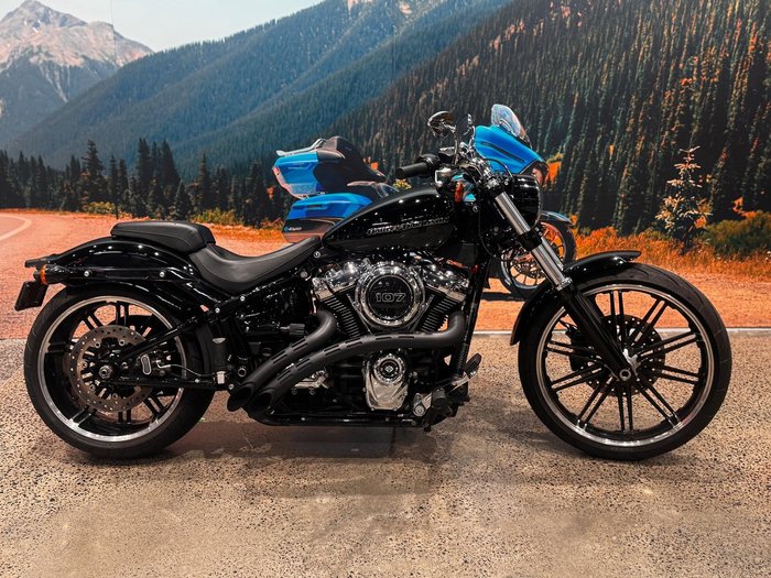 Harley-Davidson Breakout 107 (FXBR) Softail