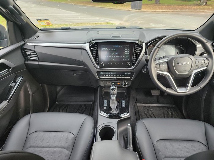 2025 Isuzu D-MAX LS-U+