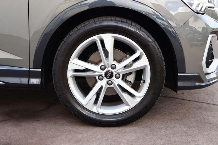 2023 Audi Q3 35 TFSI S line