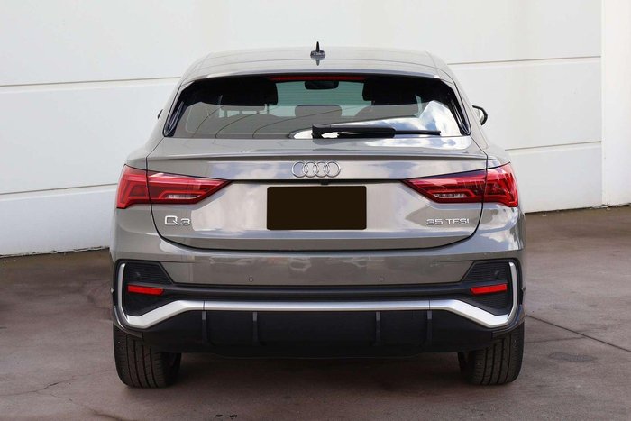 2023 Audi Q3 35 TFSI S line