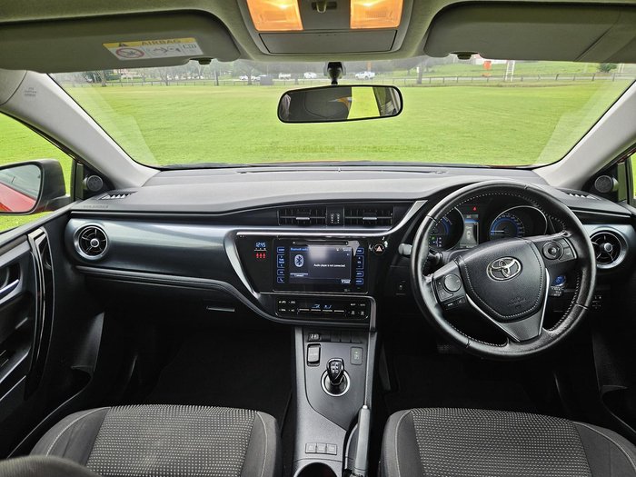 2016 Toyota Corolla Hybrid